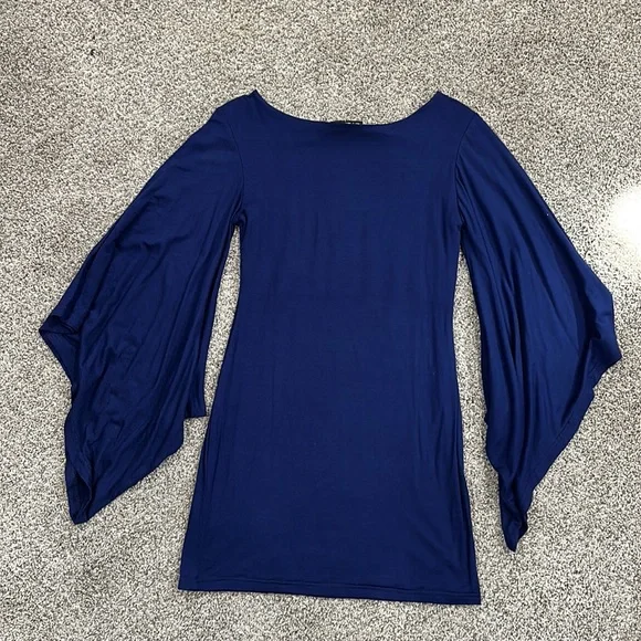 LA Class Cape Sleeve Dress - Picture 4 of 4